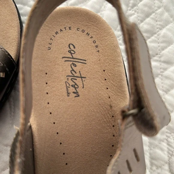 Clark’s ultimate comfort collection W Lexi. Qwin. Pewter metallic Sandle - Picture 5 of 5